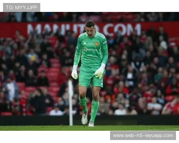 曼联超新星或将租借加盟那不勒斯，新赛季曼联赞助商